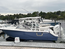 Load image into Gallery viewer, Air-Dock Inflatable Boat Lift - Floating Lift For Up To 18,000 LB. Boats